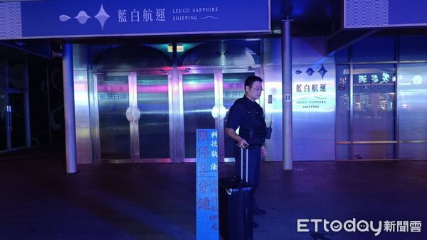 ▲東港警方找到洪男行李。（圖／記者陳崑福翻攝）