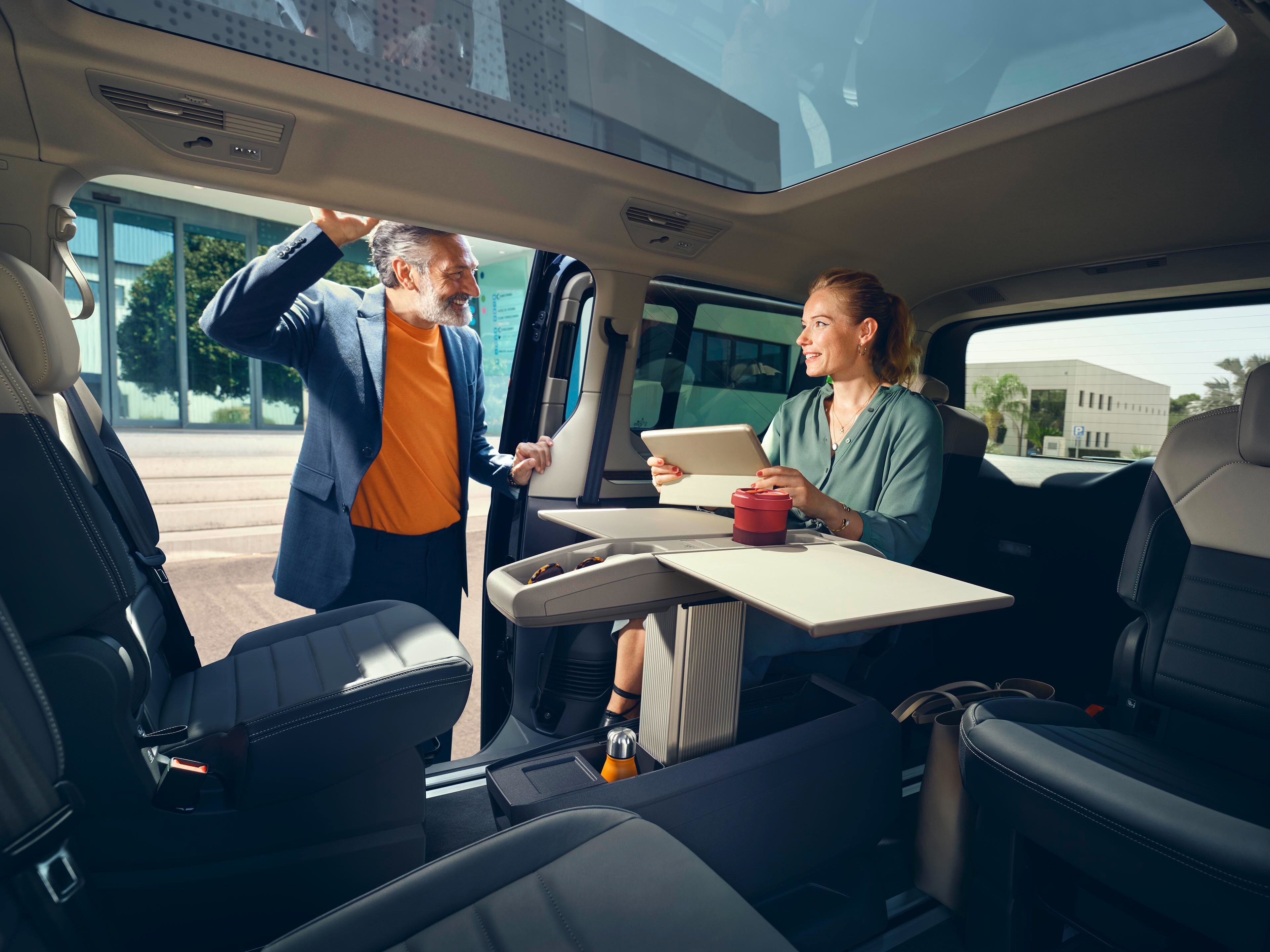 ▲新年式Multivan開賣！新增多項配備與安全科技。（圖／翻攝自福斯商旅）