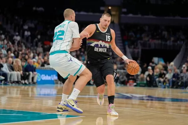 ▲金塊約基奇、莫瑞。（圖／達志影像／美聯社）