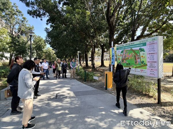 ▲紅瓦厝國小打造沉浸式安全教育場景，小舞者以肢體呈現交通、水域與防災情境。（記者林東良翻攝，下同）