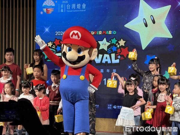 ▲▼2026台灣燈會在嘉義縣登場！「光遊嘉義・超級有型SUPER STYLE」首度與「超級瑪利歐」合作，「？磚塊造型的限量小提燈」首度亮相   。（圖／記者翁伊森攝）