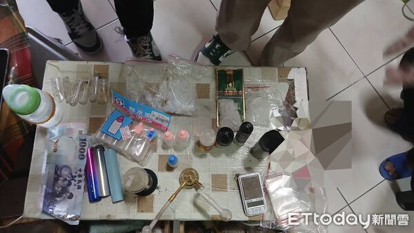 ▲台東警方查獲安非他命及「喪屍菸」多項證物。（圖／記者楊晨東翻攝）