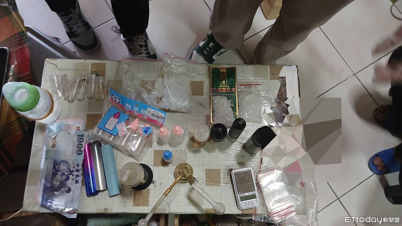 台東男住家拉下鐵門販毒 警查獲安非他命+喪屍煙彈