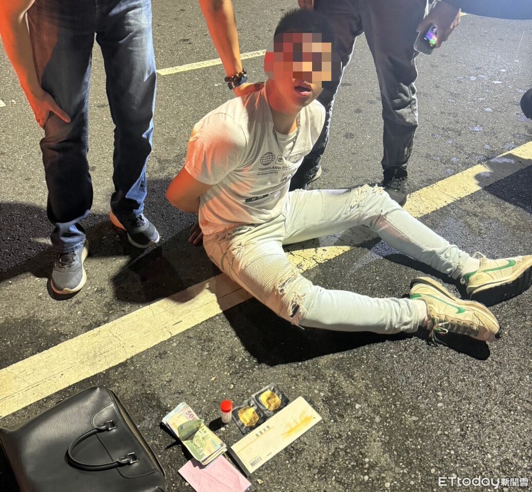 ▲▼台中七期黑吃黑1061萬現金被搶走。（圖／記者許權毅翻攝）