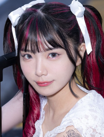 ▲▼22歲海歸正妹月城流菜出道拍AV。（圖／翻攝自日網／Moodyz）