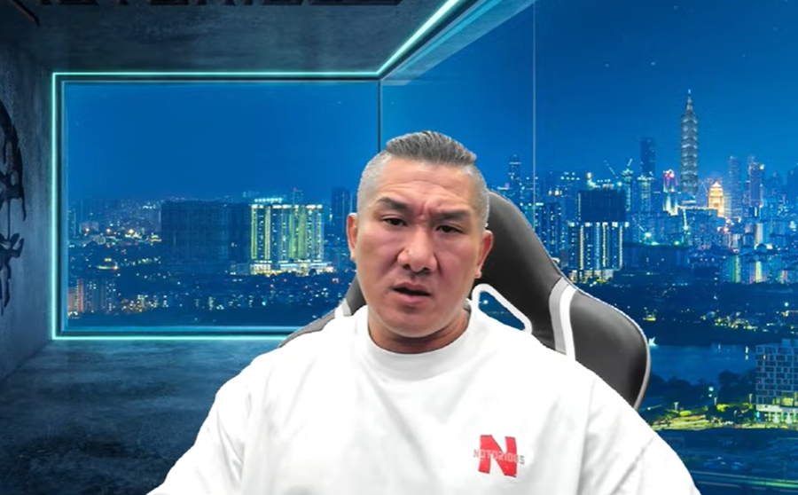 ▲▼             。（圖／翻攝自館長YT）