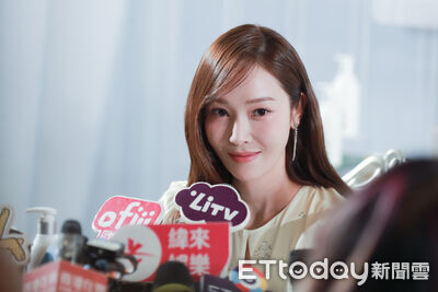  Jessica鄭秀妍曝好髮質秘訣　其中一招竟是「直接睡覺不洗頭」