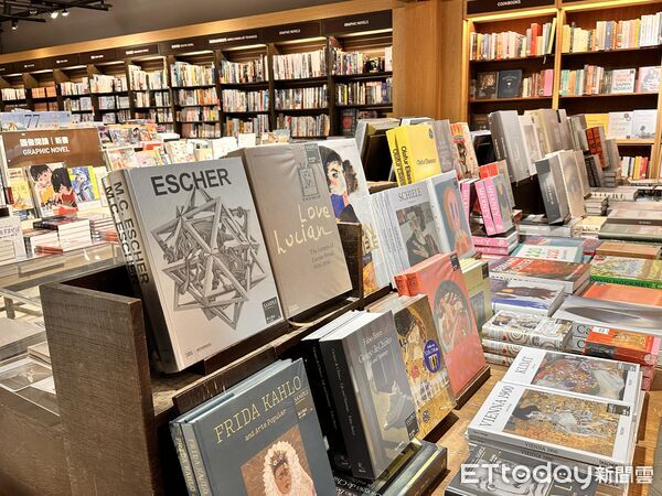 ▲▼誠品公布「2025年度閱讀報告」，觀察書市5大趨勢。（圖／記者林育綾攝）