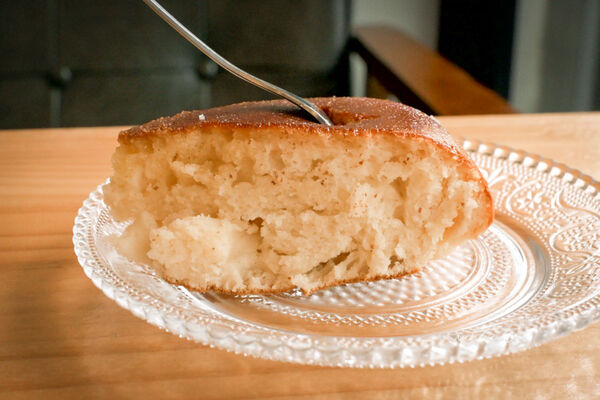 ▲▼宜蘭員山下午茶推薦「花室咖啡」，滿滿綠色植栽，香甜大份量超厚鬆餅。（圖／部落客水晶提供）