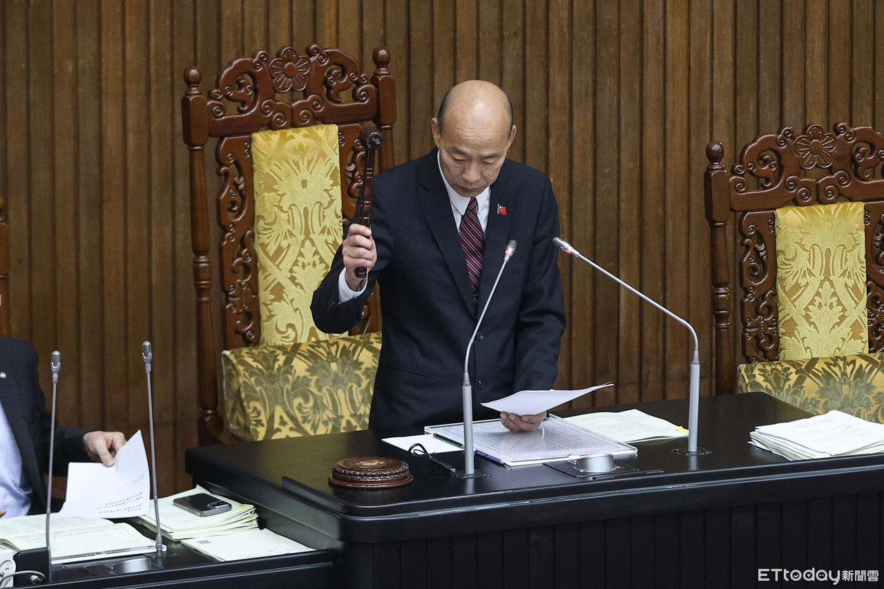 反年改三讀 綠委坦言對不起現役公教:不敢確定你們退休還有無年金