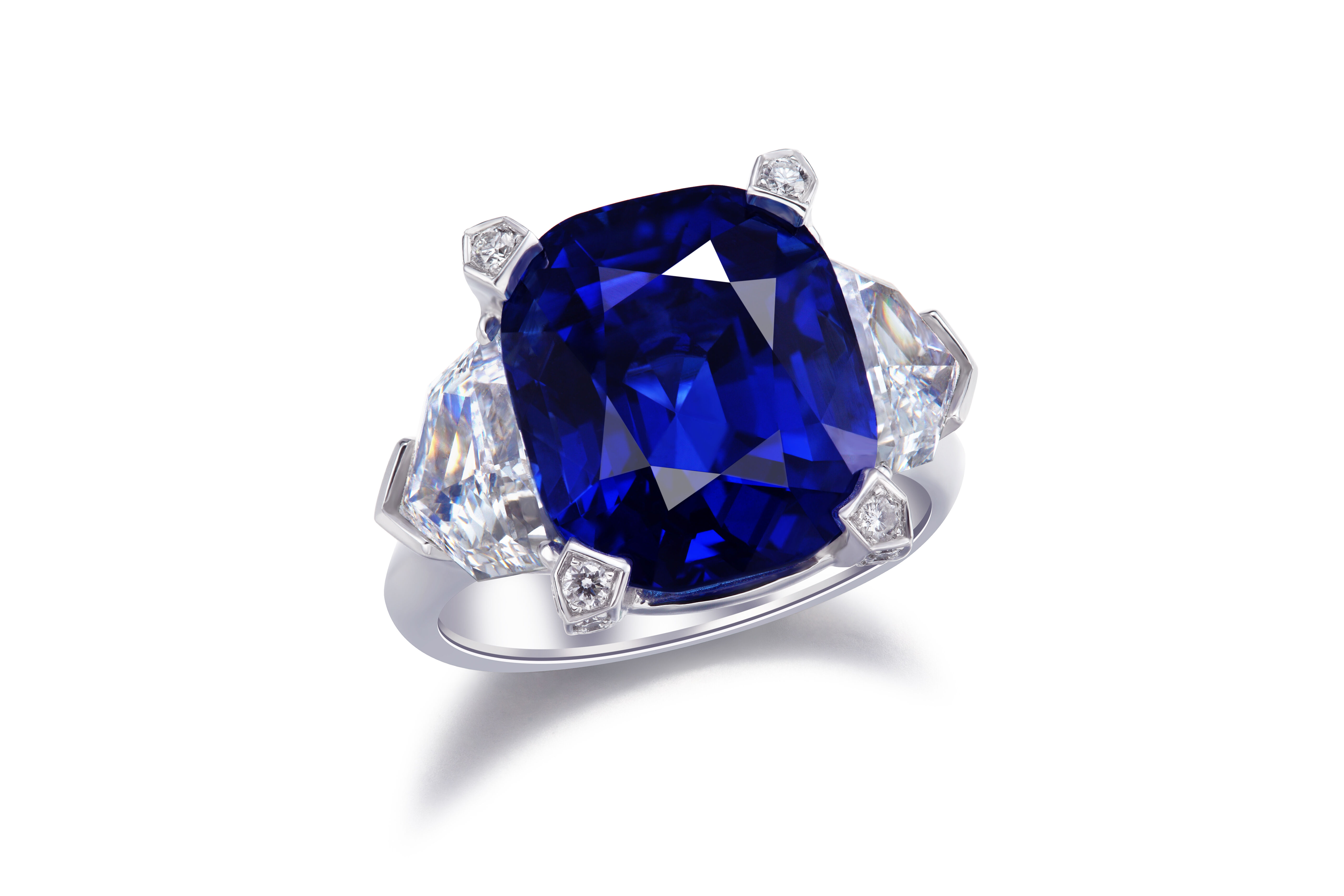 ▲▼ Diamond Bank            。（圖／豆葉珠寶）