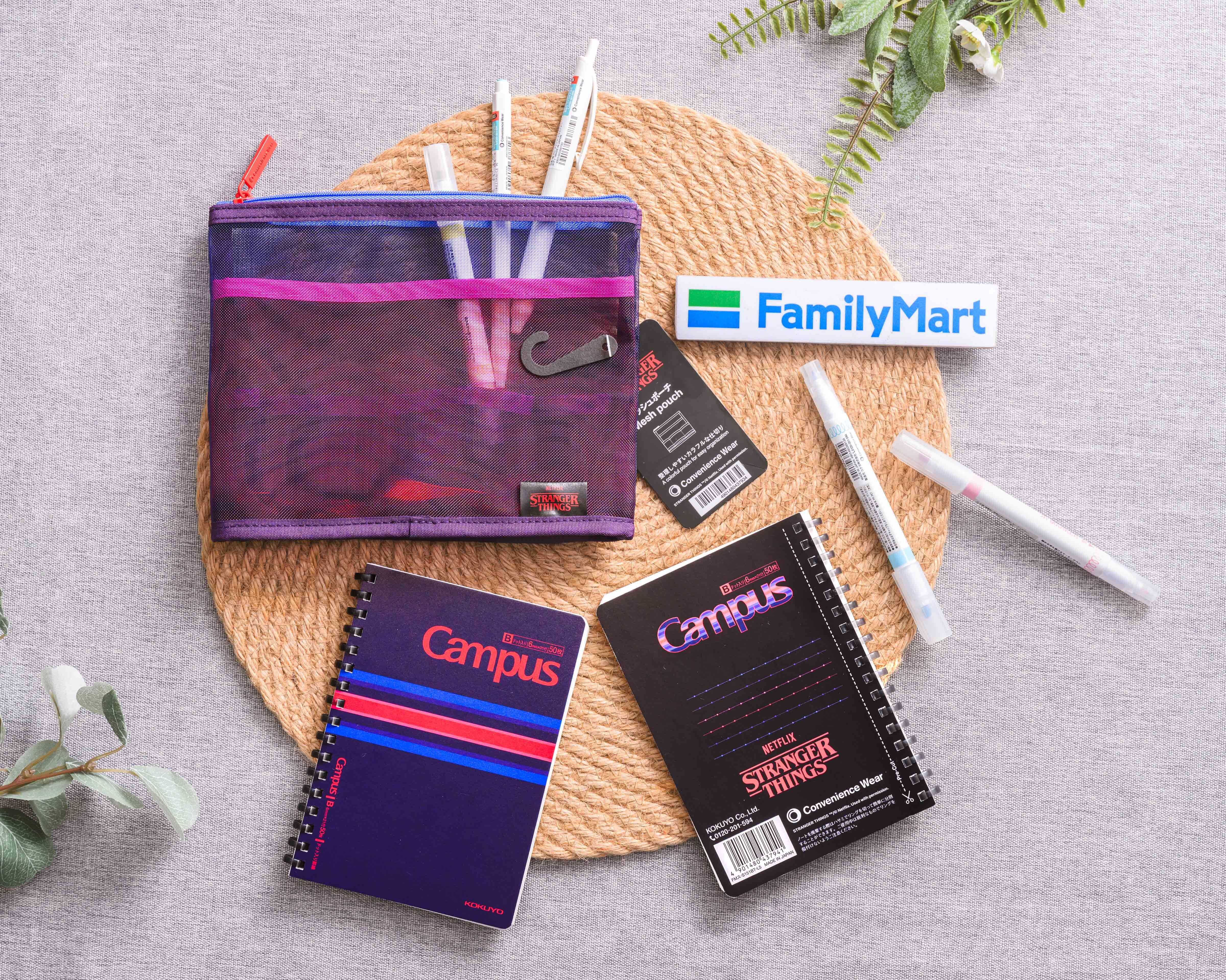 ▲▼全家Convenience Wear與《怪奇物語》聯名，推出6款服飾、文具新品。（圖／業者提供）