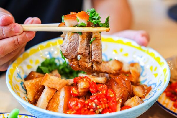 ▲▼新北三重美食「光興腿庫」搬家新地址，好吃便當店開幕營業。（圖／部落客陳小可提供）