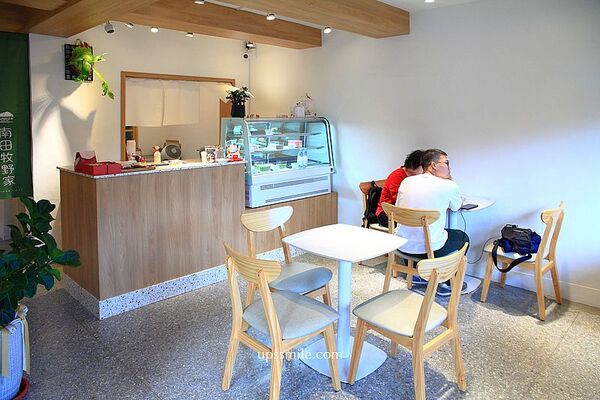 ▲▼台中抹茶專賣店「南田牧野家審計門市」，抹茶控必吃千層蛋糕。（圖／部落客萍子提供）