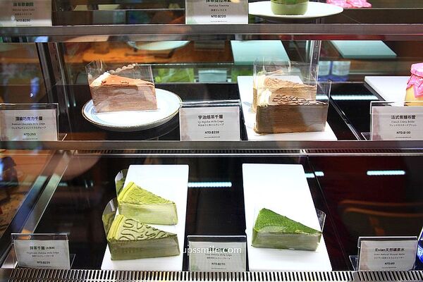 ▲▼台中抹茶專賣店「南田牧野家審計門市」，抹茶控必吃千層蛋糕。（圖／部落客萍子提供）