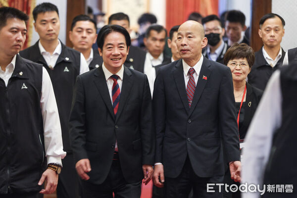 ▲總統賴清德、民主基金會董事長韓國瑜出席亞洲民主人權獎頒獎典禮。（圖／記者林敬旻攝）