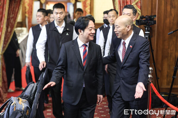 ▲總統賴清德、民主基金會董事長韓國瑜出席亞洲民主人權獎頒獎典禮。（圖／記者林敬旻攝）