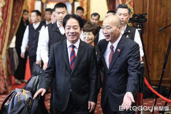 ▲總統賴清德、民主基金會董事長韓國瑜出席亞洲民主人權獎頒獎典禮。（圖／記者林敬旻攝）