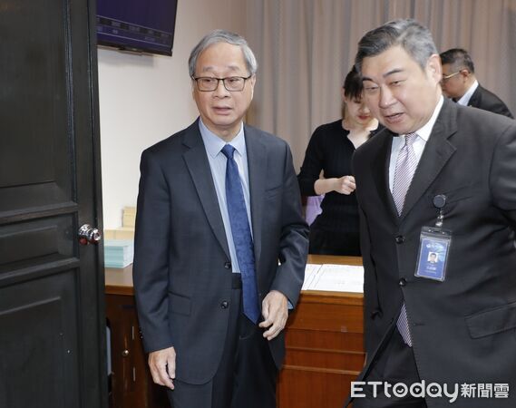 ▲▼立法院文化教育委員會10日邀請文化部、公廣集團暨公視基金、央社、央廣之營運管理、預算績效，與新媒體策略」進行專題報告。圖為文化部長李遠。照片已上傳後台，生活、要聞中心請參考。（圖／記者湯興漢攝）