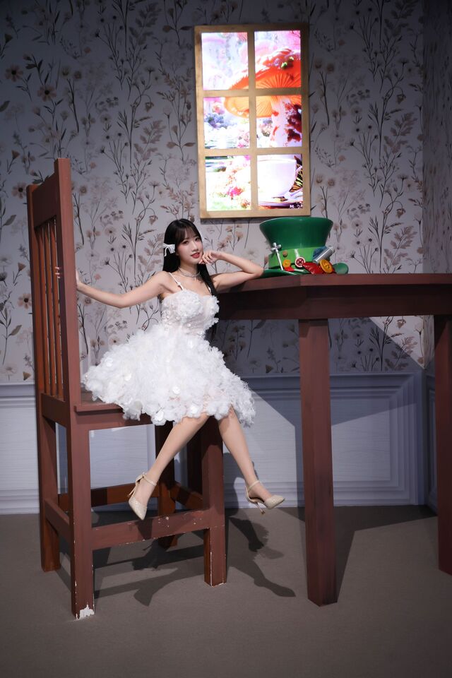 ▲▼楊若歆受邀《愛麗絲拯救仙境沉浸之旅台北站》一日店長。（圖／詠威互動科技提供）