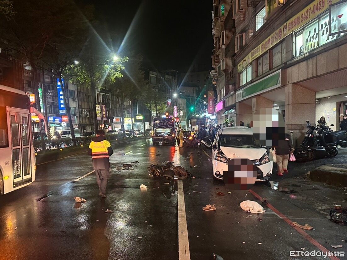 賓士男吸喪屍煙彈「3秒爆撞」7汽機車3傷！恐怖畫面曝