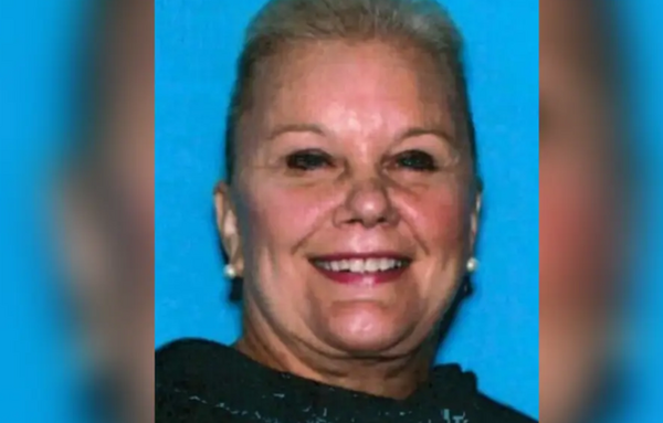 73歲女假扮航空公司繼承人　成功「詐騙9億」逃杜拜！FBI通緝中。（圖／翻攝自FBI）