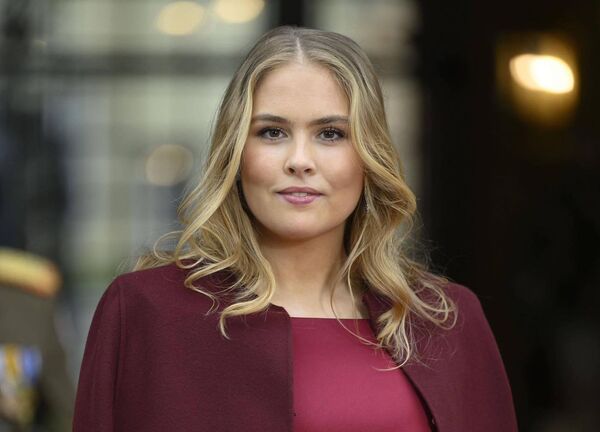 荷蘭公主22歲生日照曝光！兩位「未來女王」罕見同框氣場全開