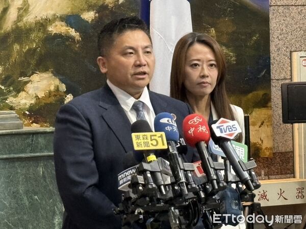 ▲▼國民黨文傳會主委吳宗憲受訪。（圖／記者鄭佩玟攝）