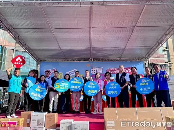 ▲愛上逢甲學妹變台中女婿！大馬男「修車發票」抱走購物節美金1萬。（圖／台中市經發局提供）