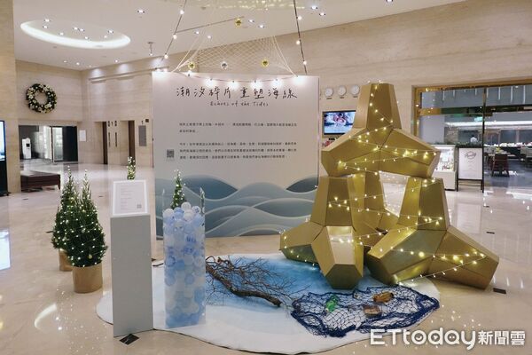 ▲標哥的浪漫？台中「消波塊聖誕樹」海線登場 豐原太百夢幻燈海迷人。（圖／業者提供）