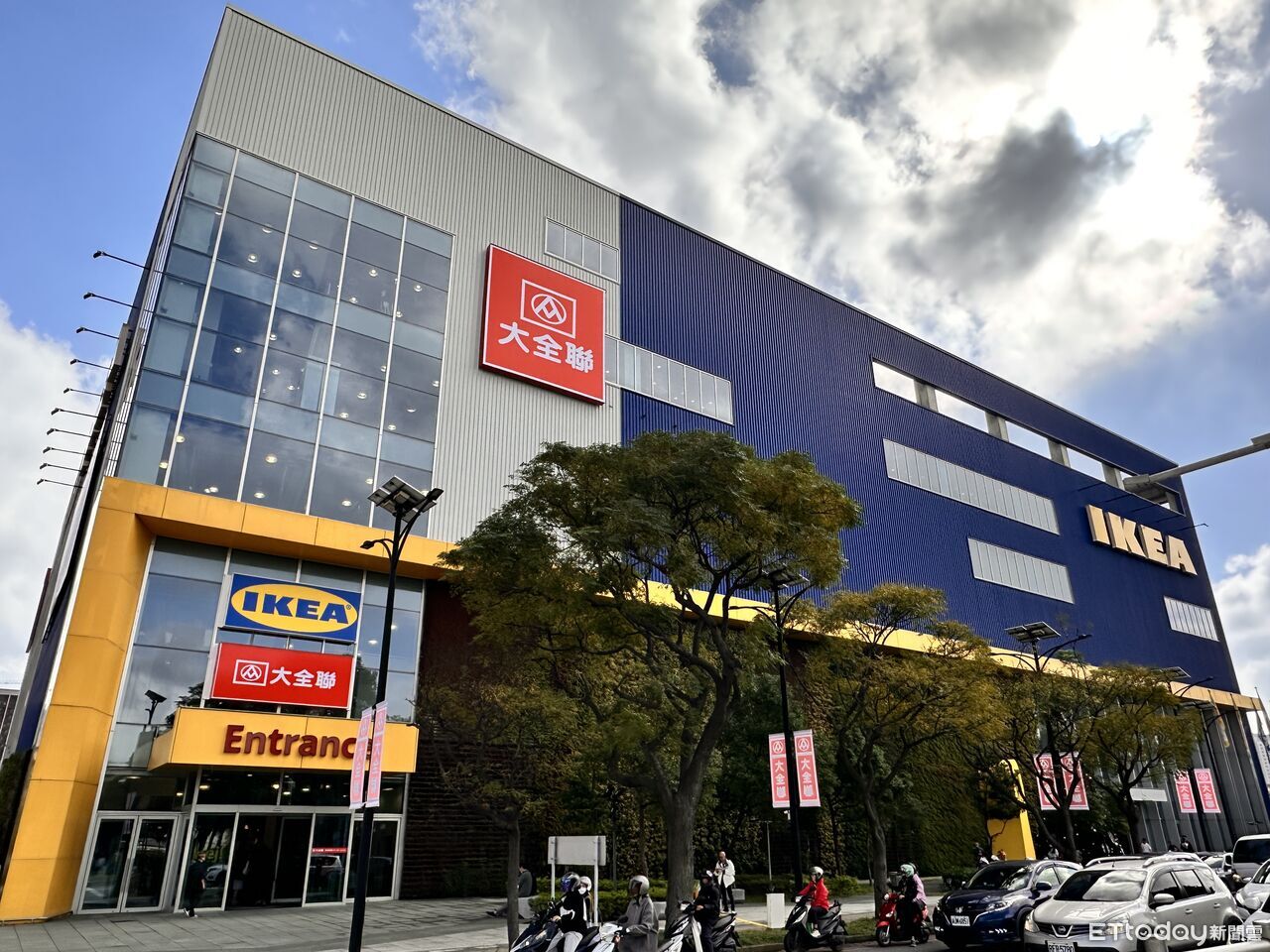 「大全聯」改名後首家門市青埔店開幕　1500坪融合量販+百貨