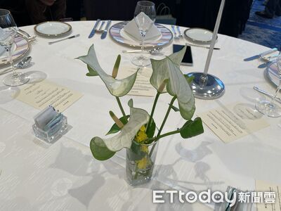 台南花果亮相東京國際花道博覽會　蘭花火鶴登上日本王妃午宴桌