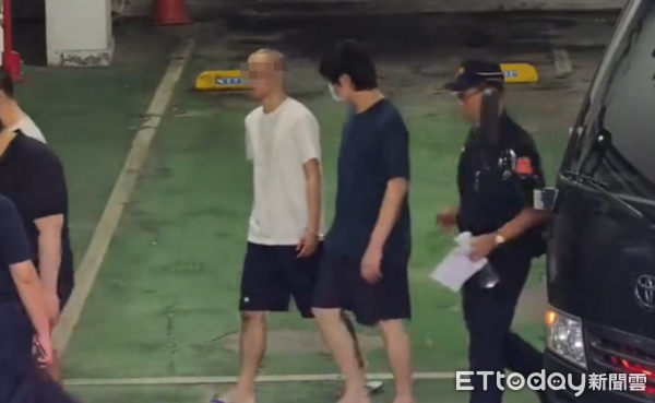 ▲▼民進黨4共諜起訴，外交部長吳釗燮秘書何仁傑。（圖／記者黃哲民攝）