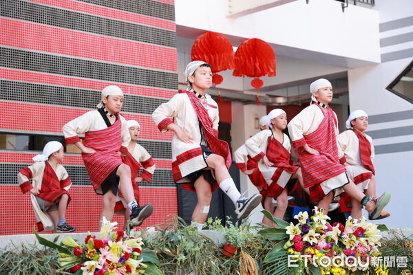 ▲都達國小新建校舍暨跑道球場整建落成，傳承賽德克文化。（圖／南投縣政府提供）