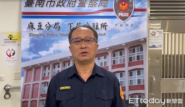 ▲下營區娃娃機店遭竊，兌幣機遭破壞後現金被取走，麻豆分局已鎖定犯嫌身分，正全力追緝中。（圖／記者林東良翻攝，下同）