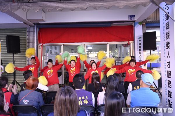 ▲▼揭幕典禮，各界代表齊聚一堂，共同見證據點正式啟用，場面溫馨熱烈。（圖／花蓮縣政府提供，下同）