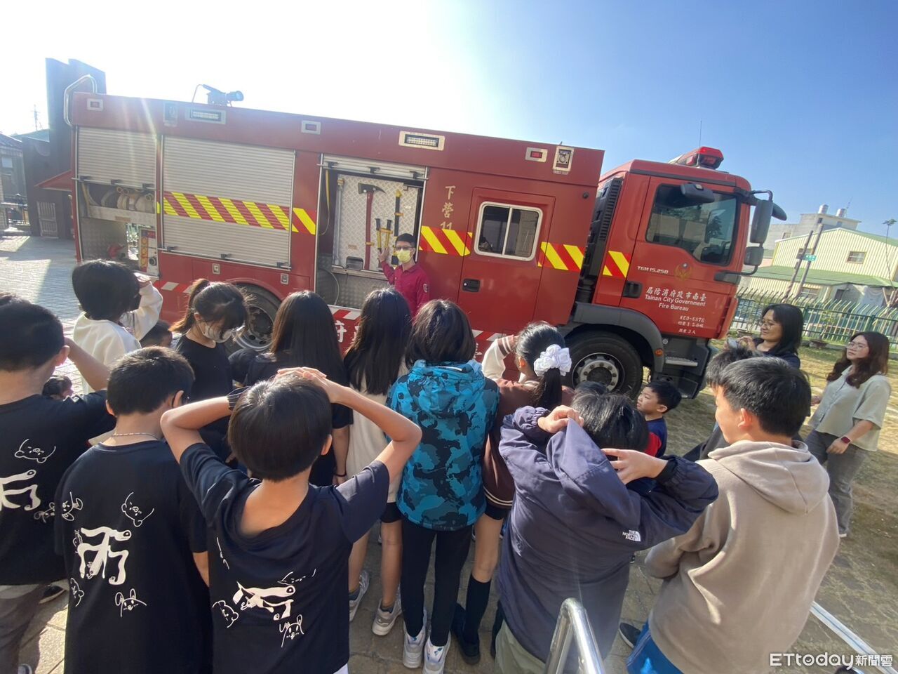 南消下營消防走進東興國小! 200 名師生學 CPR、防一氧化碳中毒
