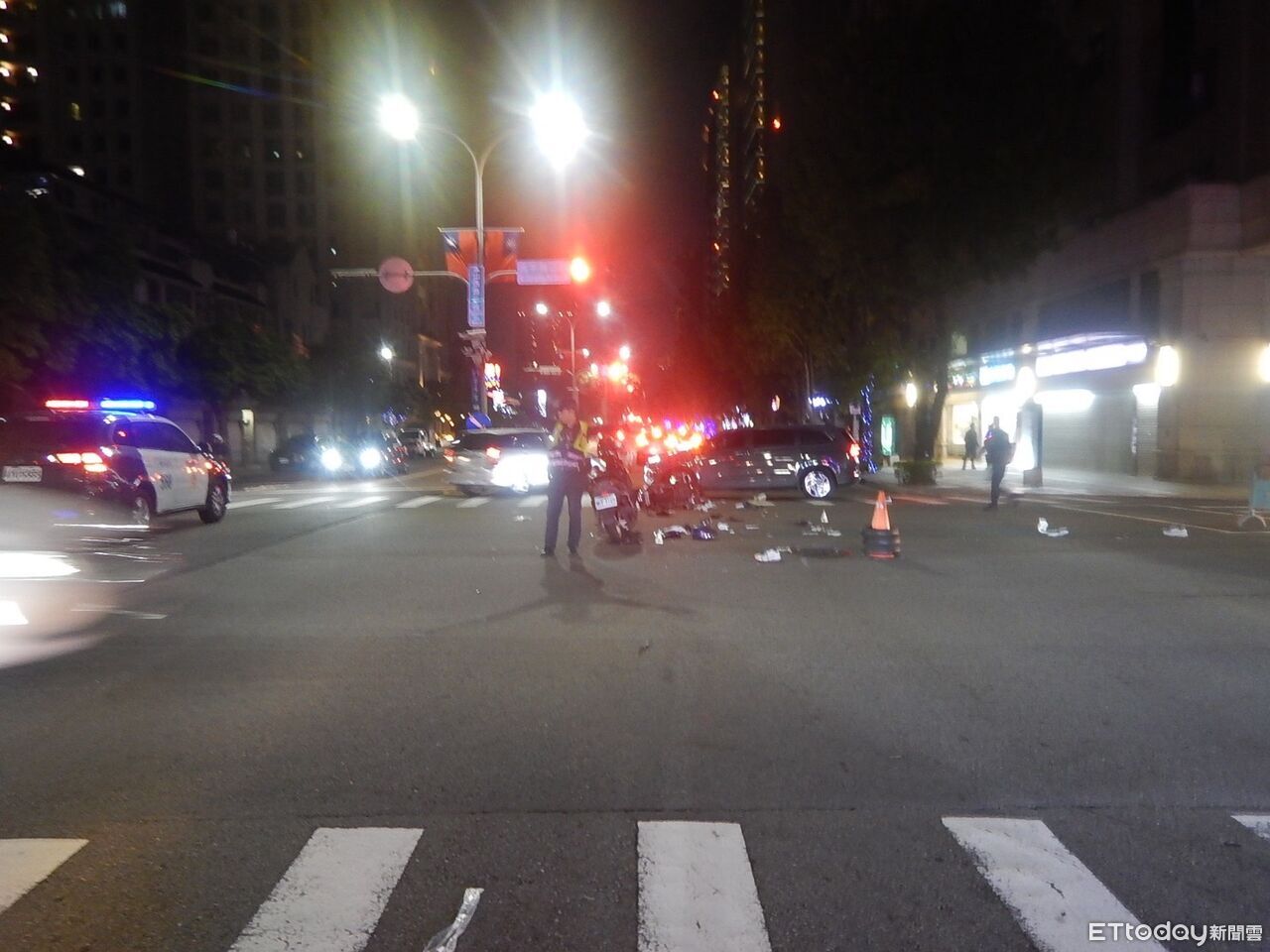 台中嚴重車禍1死1傷!女駕駛衝撞2機車「騎士拋飛慘死」