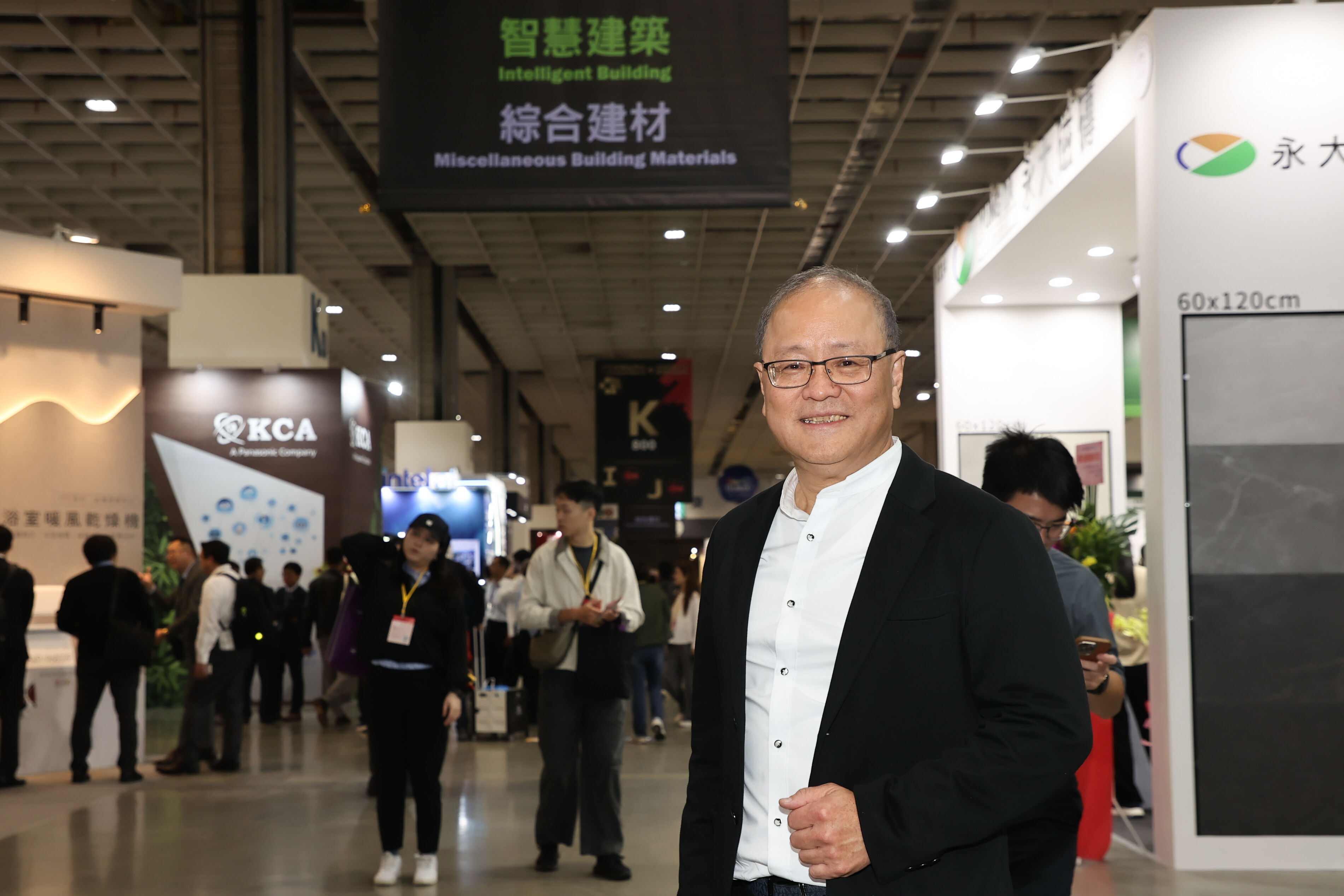 ▲▼劉國隆建築師高樓大火議題   。（圖／記者徐文彬攝）