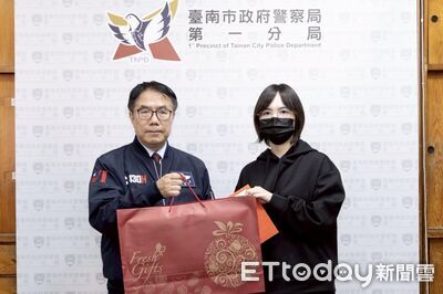 台南女警執勤遭斧頭偷襲撕裂傷　黃偉哲到派出所親慰：暴力絕不寬貸