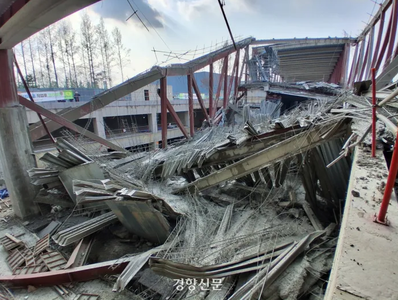 快訊／南韓光州圖書館「施工崩塌」　4名工人慘遭活埋！
