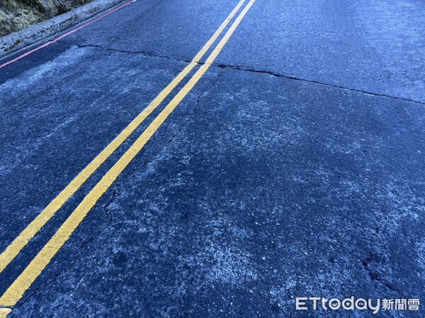 ▲仁愛警分局發布雪季交通疏導及管制措施。（圖／記者高堂堯翻攝）