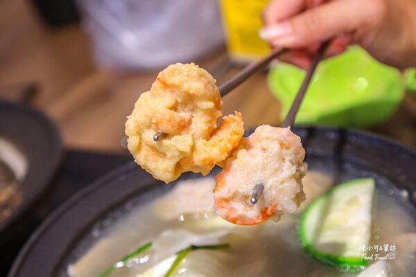 ▲▼涮飽飽石頭火鍋。（圖／部落客陳小可的吃喝玩樂授權提供）