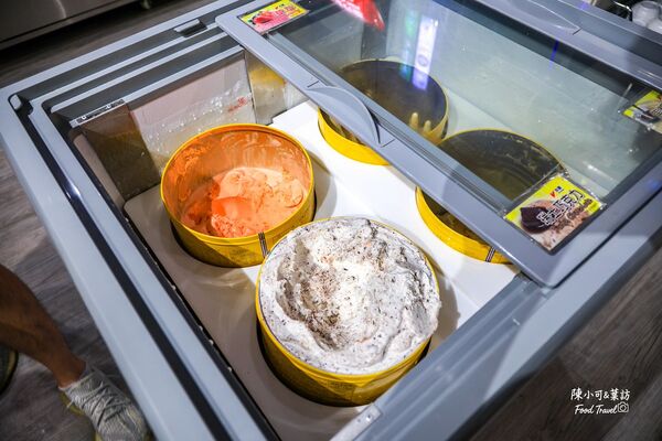 ▲▼涮飽飽石頭火鍋。（圖／部落客陳小可的吃喝玩樂授權提供）