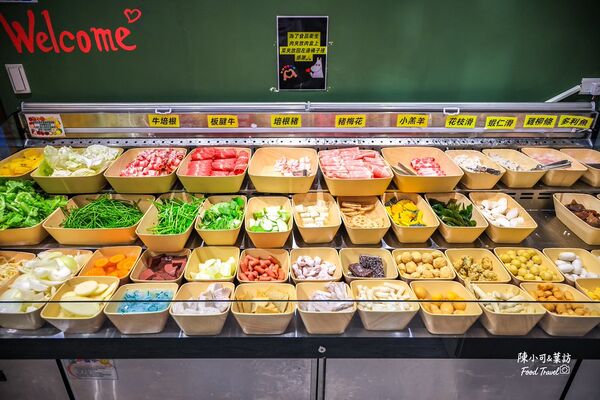 ▲▼涮飽飽石頭火鍋。（圖／部落客陳小可的吃喝玩樂授權提供）