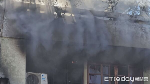 ▲▼ 南投縣草屯鎮芬草路上一處民宅今日中午傳出火警  。（圖／記者高堂堯翻攝）