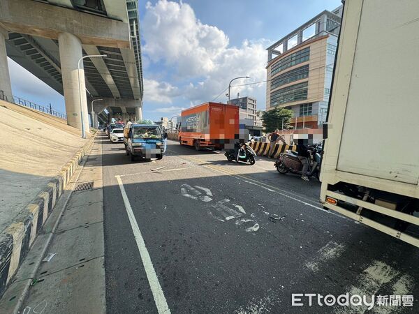 ▲▼二重疏洪道5車追撞，4人受傷送醫             。（圖／記者陳以昇翻攝）