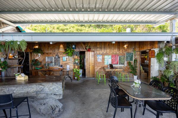 ▲▼5181聽海文創&咖啡。（圖／部落客黑皮的旅遊筆記授權提供）