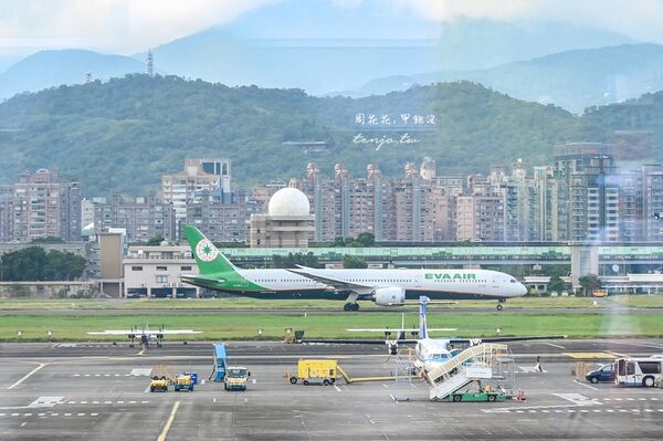 ▲▼松山機場觀景台。（圖／部落客周花花授權提供）