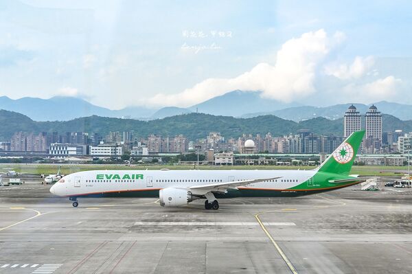 ▲▼松山機場觀景台。（圖／部落客周花花授權提供）